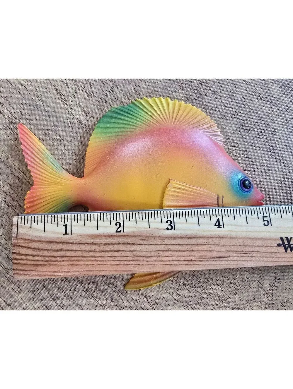 Vintage 2004 Art Americana Tropical Fish Resin Wall Plaques Hangings Decor